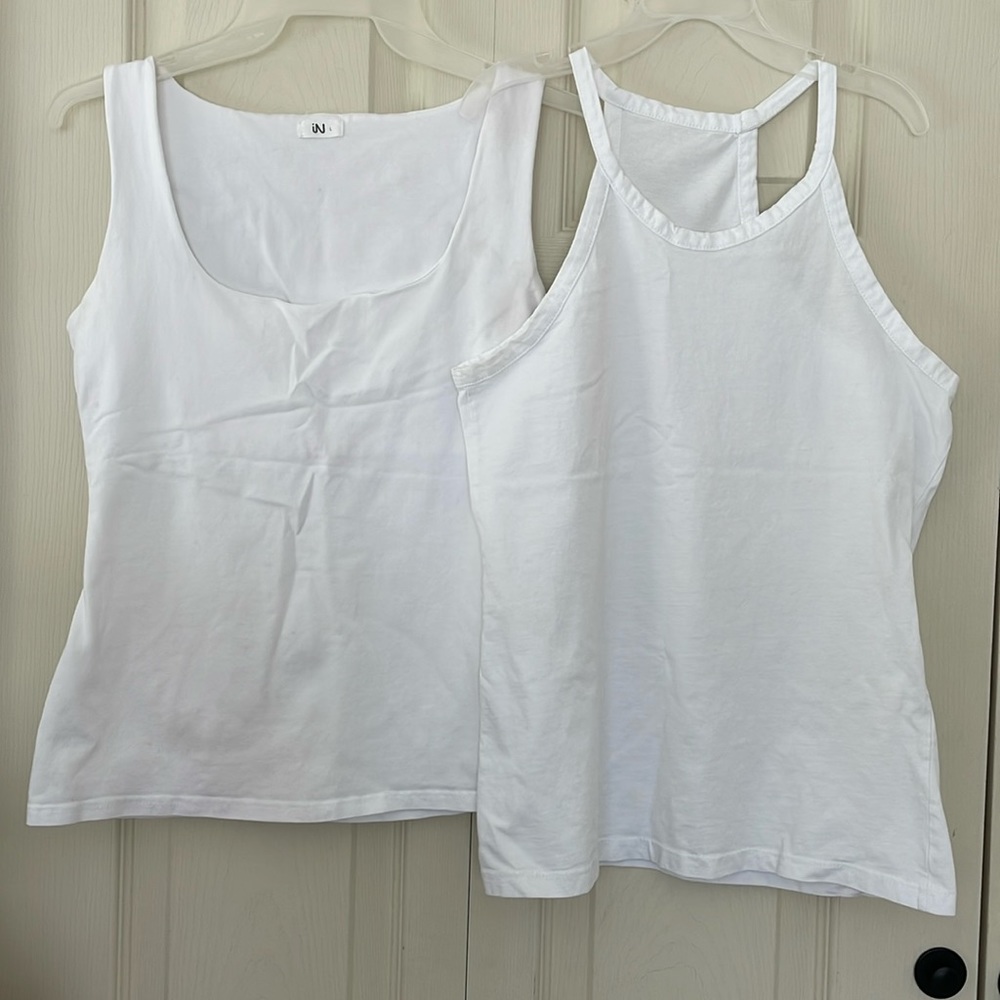 Bundle: 2 white T-shirts